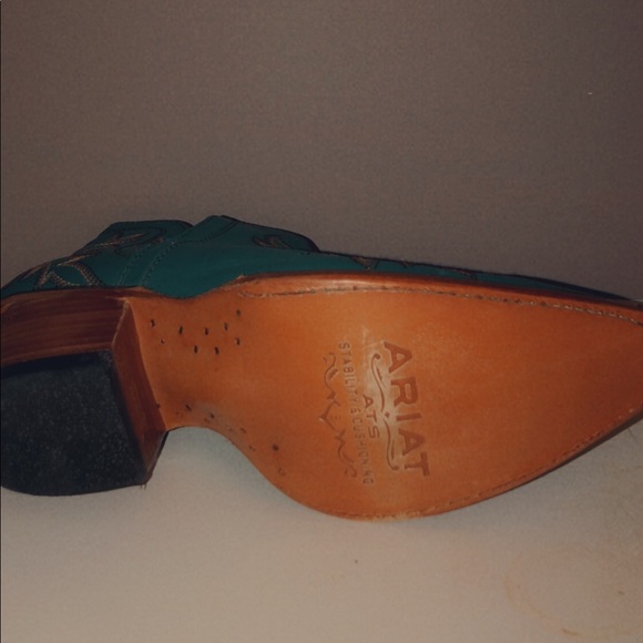 Ariat Boots - Picture 3 of 3